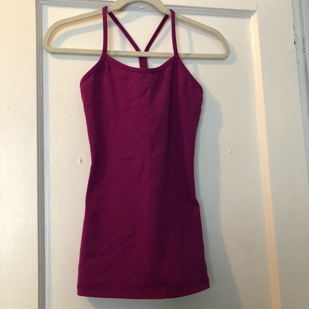 Lululemon Power Y Sz 4 ✨ beautiful Berry color ✨